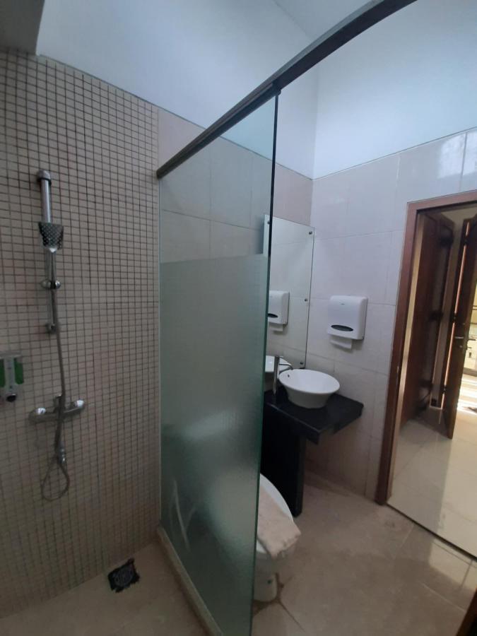 Alloro Guesthouse ปาชิตาน ภายนอก รูปภาพ