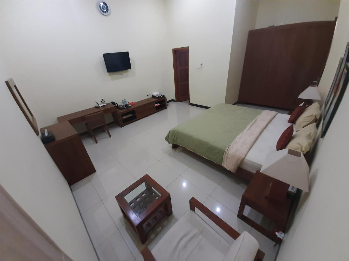 Alloro Guesthouse ปาชิตาน ภายนอก รูปภาพ