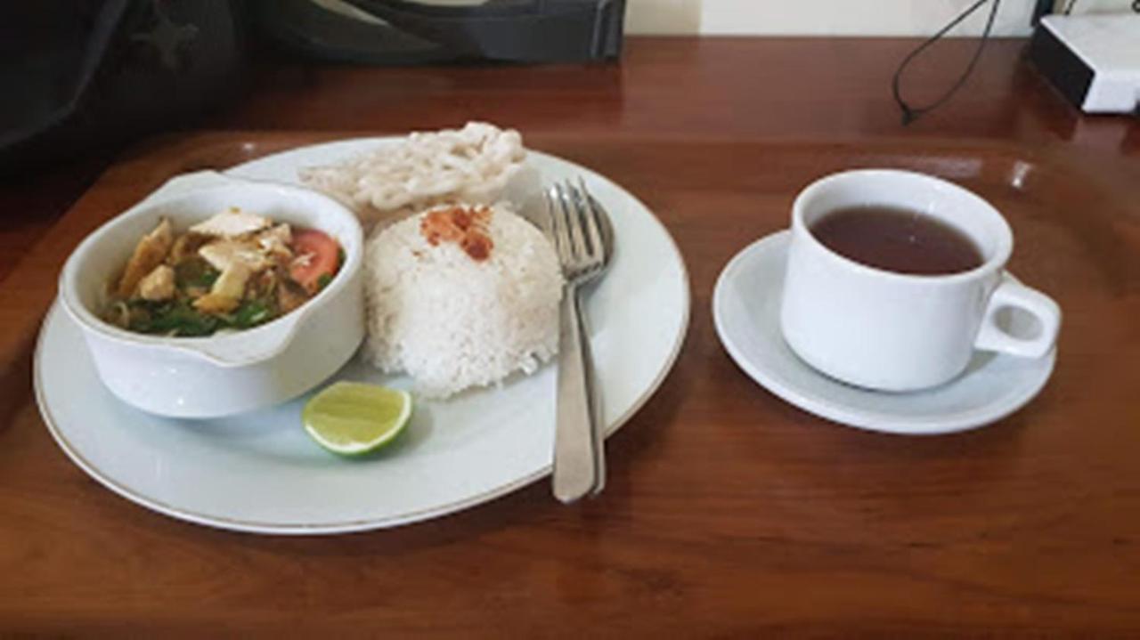 Alloro Guesthouse ปาชิตาน ภายนอก รูปภาพ